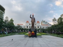 Ho-Chi-Minh statue